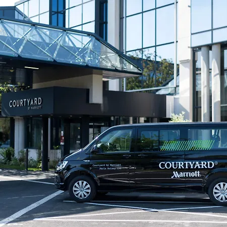 Courtyard by Marriott Paris Roissy Charles de Gaulle Airport-3